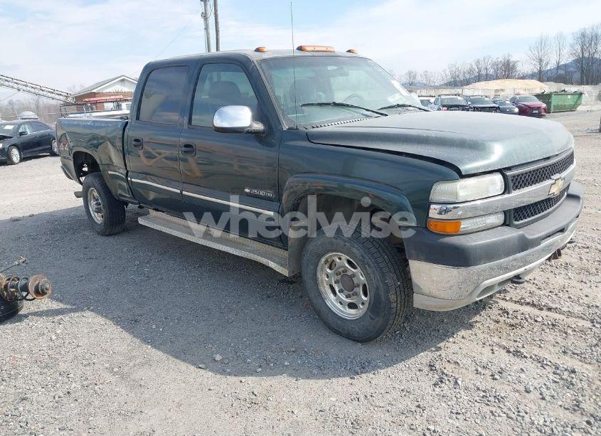 2002 Chevrolet Silverado 2500HD LS (VIN 1GCHK23UX2F195466) main photo
