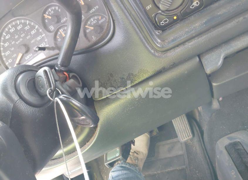 Photo 11 of 2002 Chevrolet Silverado 2500HD LS (VIN 1GCHK23UX2F195466)