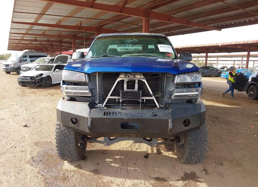 Photo 12 of 2003 Chevrolet Silverado 2500HD LS (VIN 1GCHK23UX3F171265)