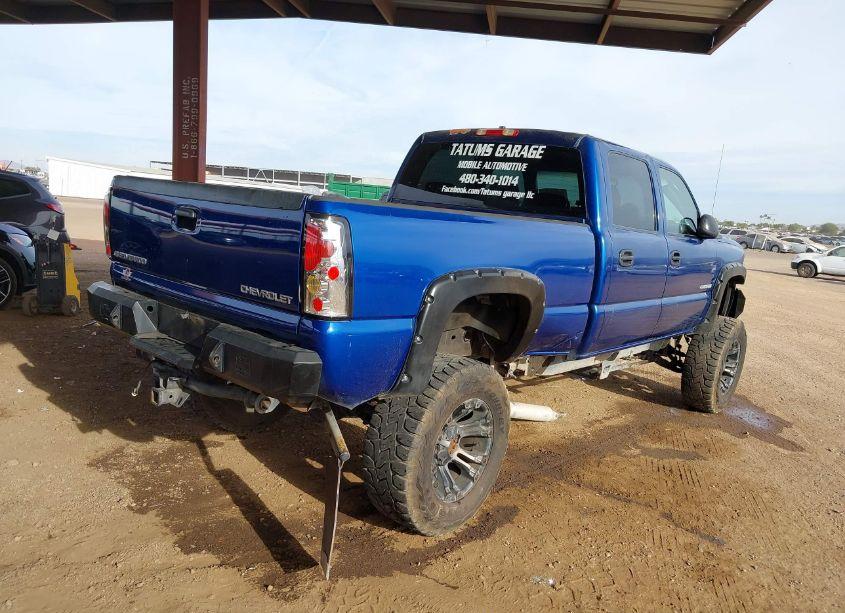 Photo 4 of 2003 Chevrolet Silverado 2500HD LS (VIN 1GCHK23UX3F171265)