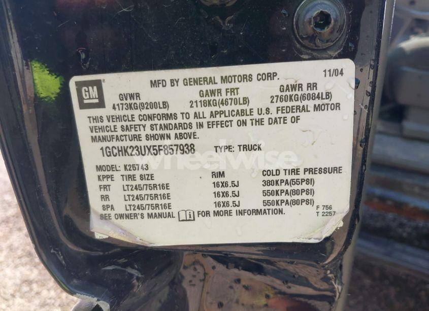 Photo 9 of 2005 Chevrolet Silverado 2500HD LS (VIN 1GCHK23UX5F857938)