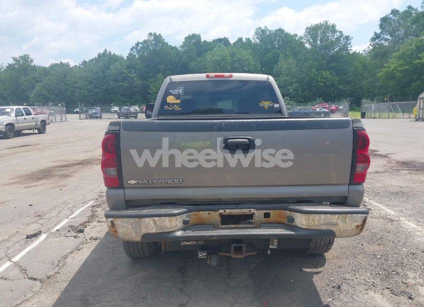 Photo 16 of 2006 Chevrolet Silverado 2500HD LT1 (VIN 1GCHK23UX6F147648)