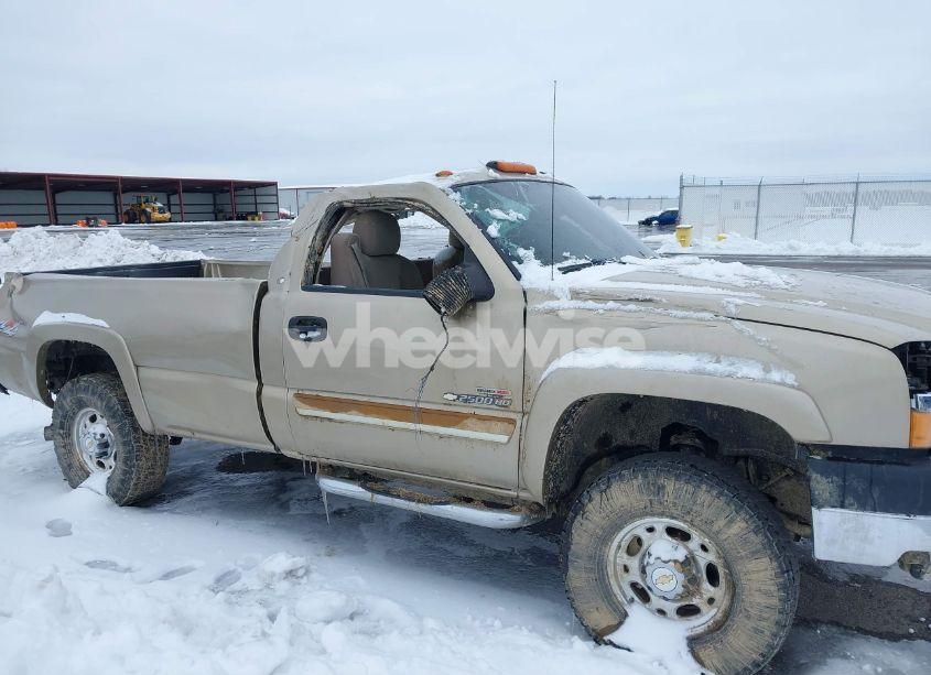 Photo 12 of 2004 Chevrolet Silverado 2500HD LS (VIN 1GCHK24234E253066)