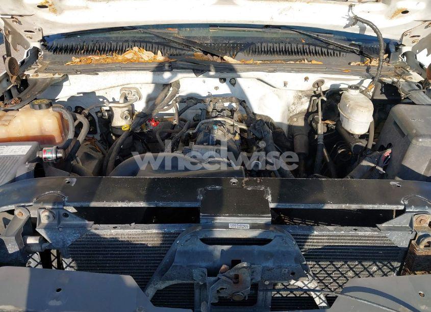 Photo 10 of 2006 Chevrolet Silverado 2500HD WORK TRUCK (VIN 1GCHK24U06E182588)