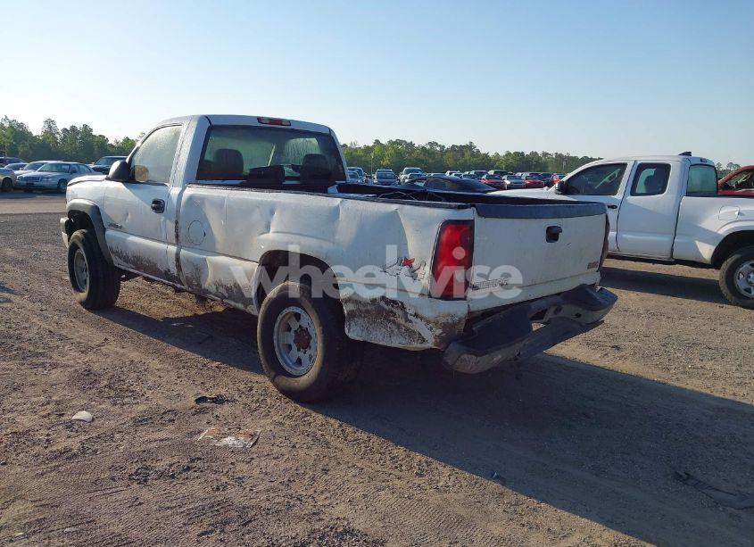 Photo 3 of 2006 Chevrolet Silverado 2500HD WORK TRUCK (VIN 1GCHK24U06E182588)