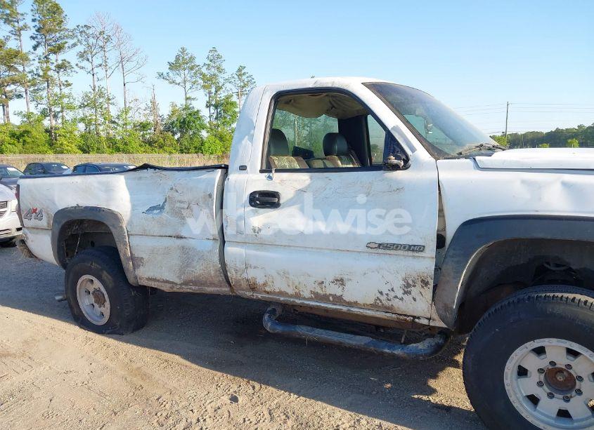 Photo 6 of 2006 Chevrolet Silverado 2500HD WORK TRUCK (VIN 1GCHK24U06E182588)