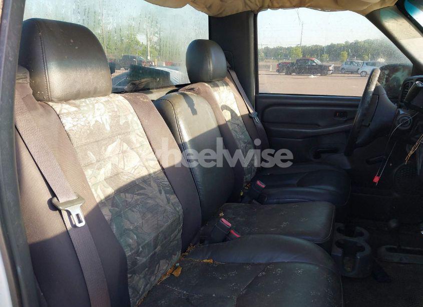 Photo 8 of 2006 Chevrolet Silverado 2500HD WORK TRUCK (VIN 1GCHK24U06E182588)