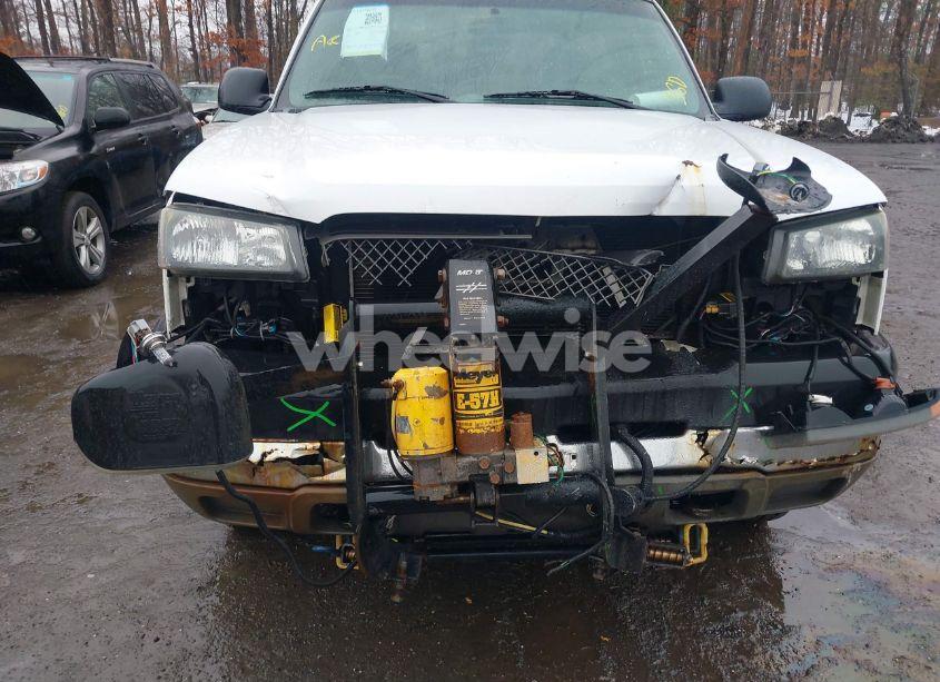 Photo 6 of 2004 Chevrolet Silverado 2500HD WORK TRUCK (VIN 1GCHK24U14E121568)