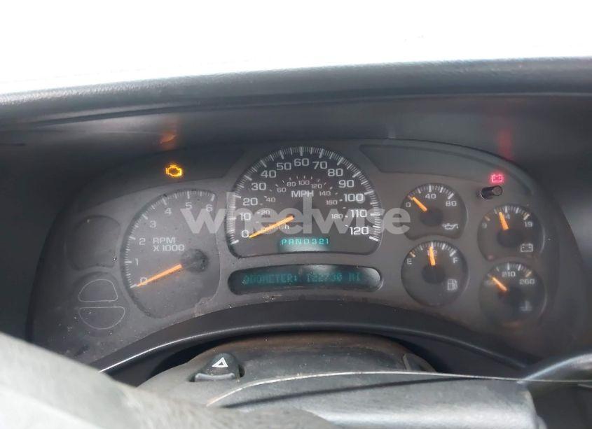 Photo 7 of 2004 Chevrolet Silverado 2500HD WORK TRUCK (VIN 1GCHK24U14E121568)