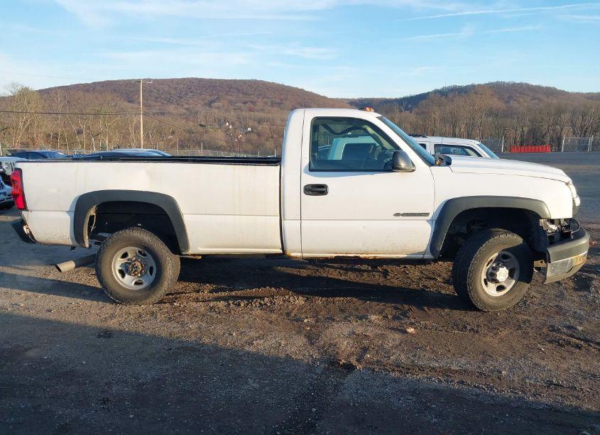Photo 13 of 2006 Chevrolet Silverado 2500HD WORK TRUCK (VIN 1GCHK24U16E120987)