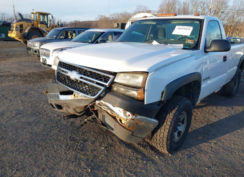 Photo 6 of 2006 Chevrolet Silverado 2500HD WORK TRUCK (VIN 1GCHK24U16E120987)