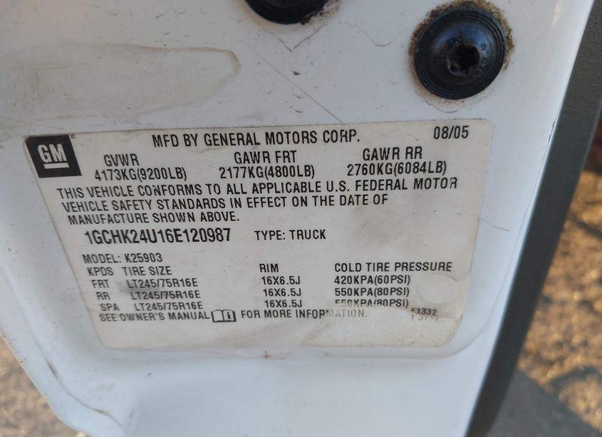 Photo 9 of 2006 Chevrolet Silverado 2500HD WORK TRUCK (VIN 1GCHK24U16E120987)