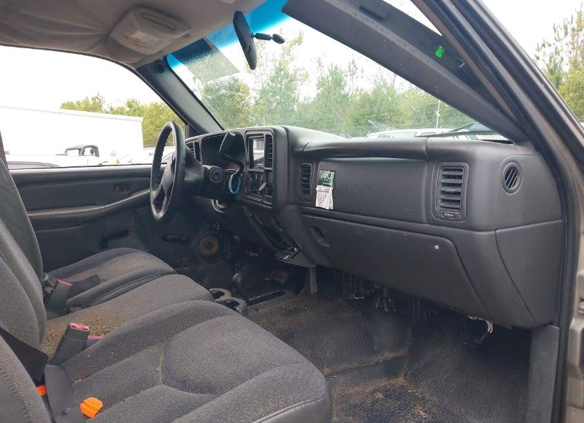 Photo 5 of 2003 Chevrolet Silverado 2500HD WORK TRUCK (VIN 1GCHK24U33E363776)