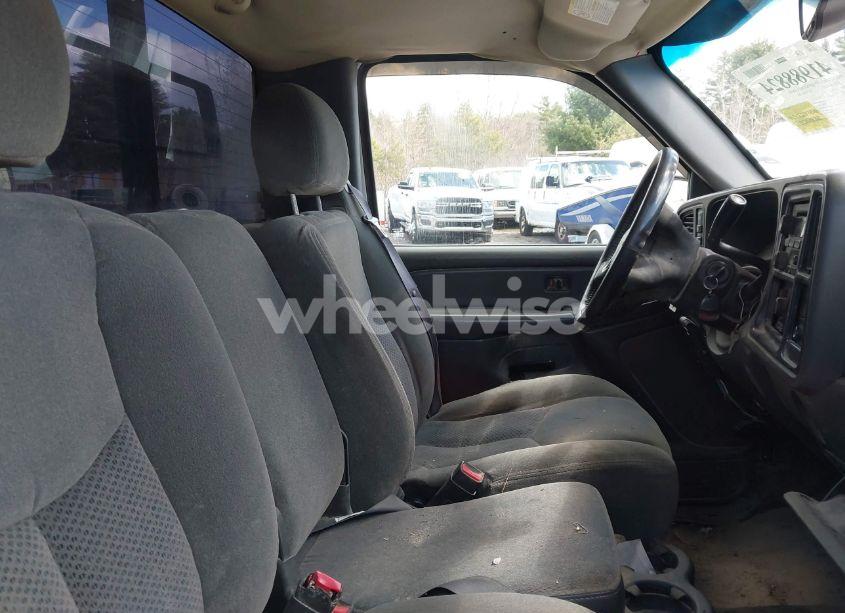 Photo 5 of 2006 Chevrolet Silverado 2500HD LT1 (VIN 1GCHK24U36E100921)