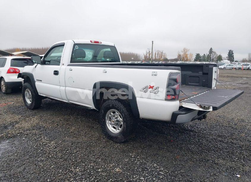 Photo 3 of 2001 Chevrolet Silverado 2500HD (VIN 1GCHK24U41E265840)