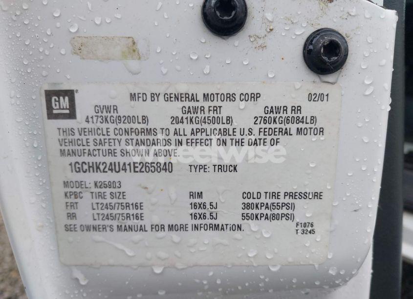 Photo 9 of 2001 Chevrolet Silverado 2500HD (VIN 1GCHK24U41E265840)
