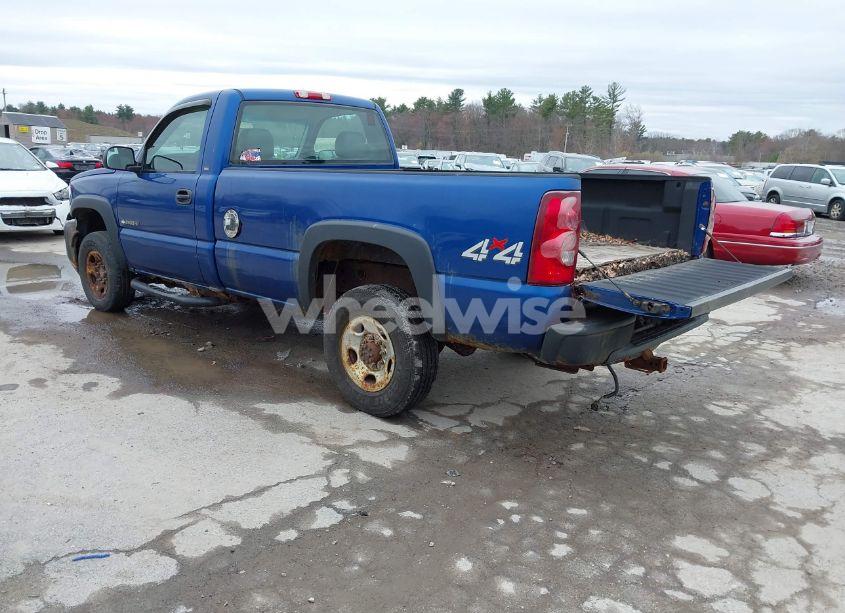 Photo 3 of 2003 Chevrolet Silverado 2500HD WORK TRUCK (VIN 1GCHK24U43E131123)