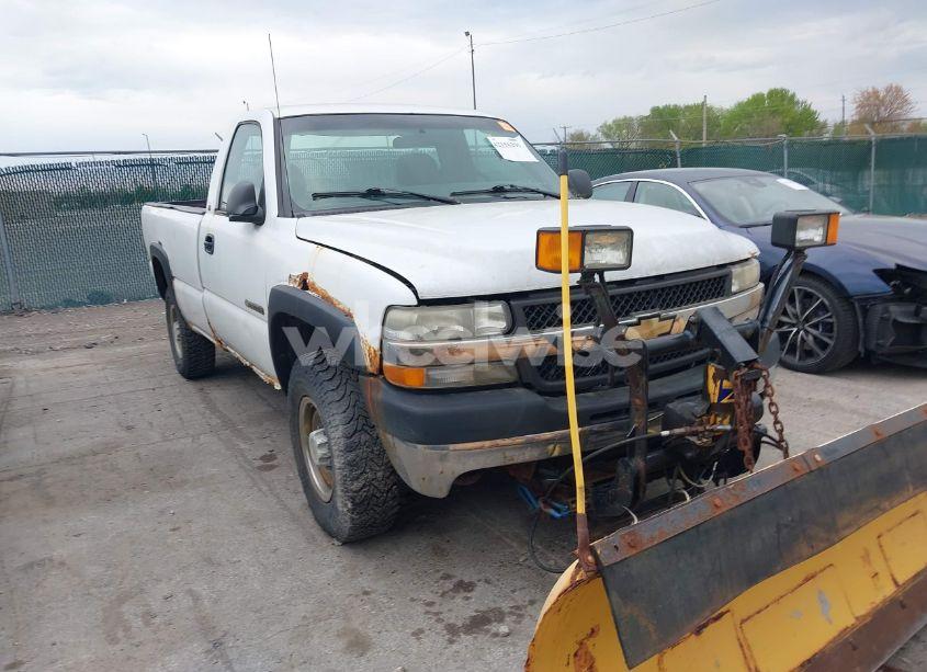 2001 Chevrolet Silverado 2500HD (VIN 1GCHK24U61E169062) main photo