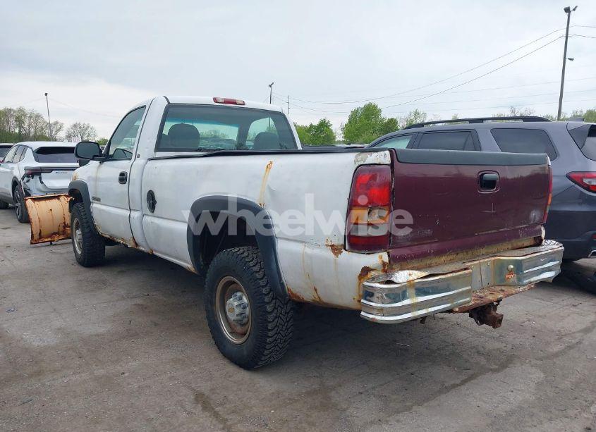 Photo 3 of 2001 Chevrolet Silverado 2500HD (VIN 1GCHK24U61E169062)