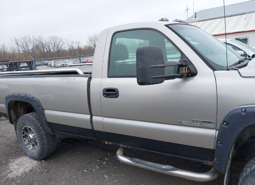 Photo 13 of 2005 Chevrolet Silverado 2500HD WORK TRUCK (VIN 1GCHK24U65E156477)