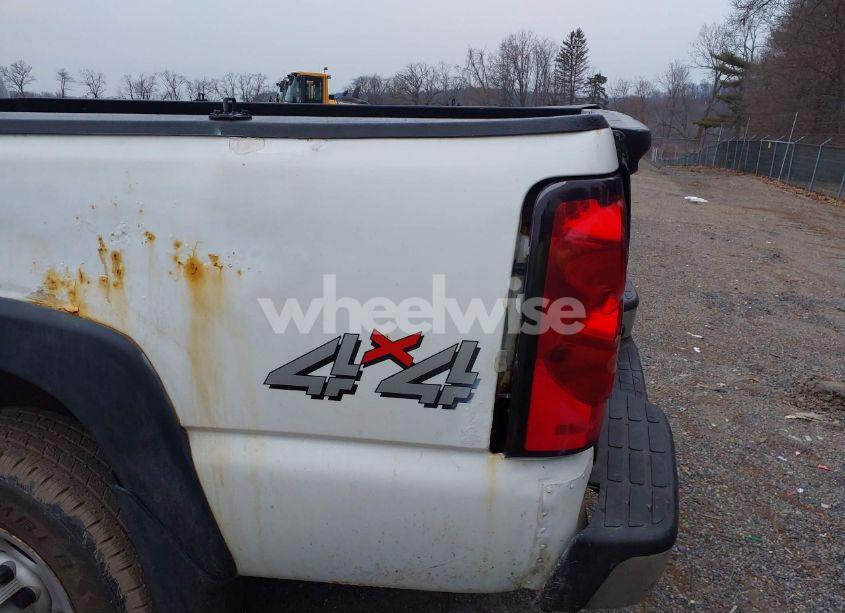 Photo 20 of 2006 Chevrolet Silverado 2500HD WORK TRUCK (VIN 1GCHK24U66E280475)