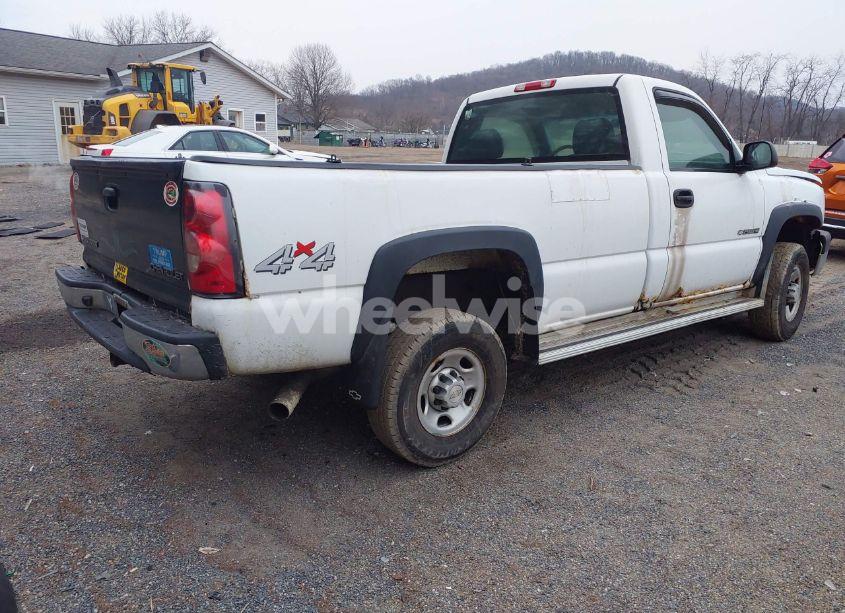 Photo 4 of 2006 Chevrolet Silverado 2500HD WORK TRUCK (VIN 1GCHK24U66E280475)