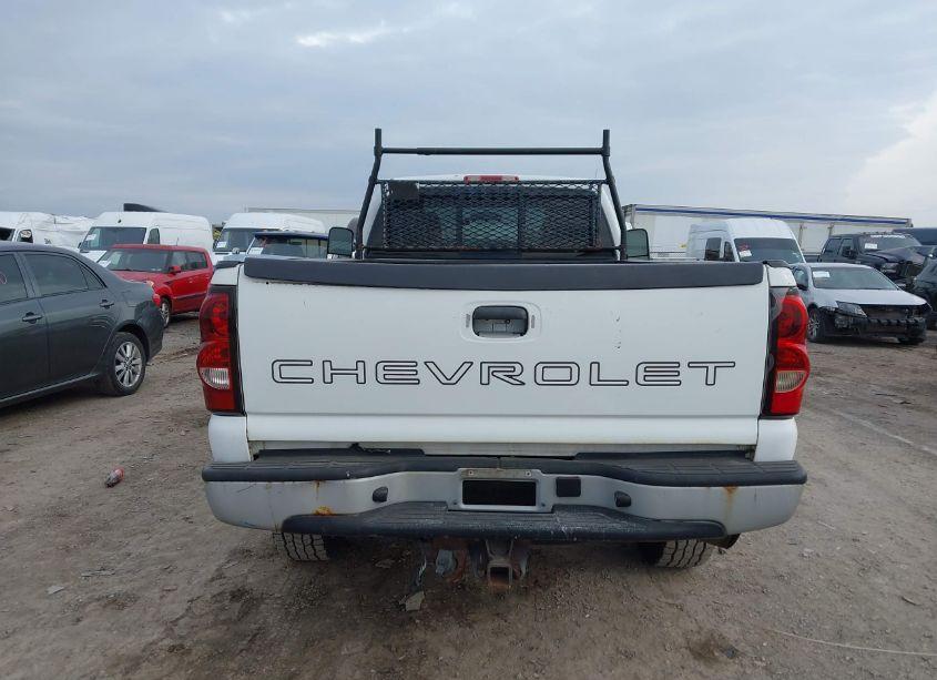 Photo 15 of 2006 Chevrolet Silverado 2500HD WORK TRUCK (VIN 1GCHK24U76E177274)