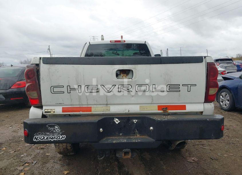 Photo 16 of 2003 Chevrolet Silverado 2500HD WORK TRUCK (VIN 1GCHK24U93E202641)