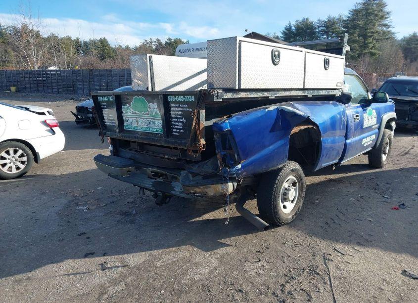 Photo 4 of 2004 Chevrolet Silverado 2500HD WORK TRUCK (VIN 1GCHK24U94E142880)