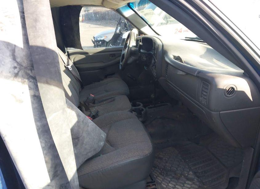 Photo 5 of 2004 Chevrolet Silverado 2500HD WORK TRUCK (VIN 1GCHK24U94E142880)