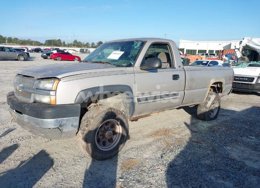Photo 2 of 2004 Chevrolet Silverado 2500HD (VIN 1GCHK24U94E196793)