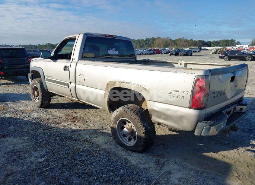 Photo 3 of 2004 Chevrolet Silverado 2500HD (VIN 1GCHK24U94E196793)