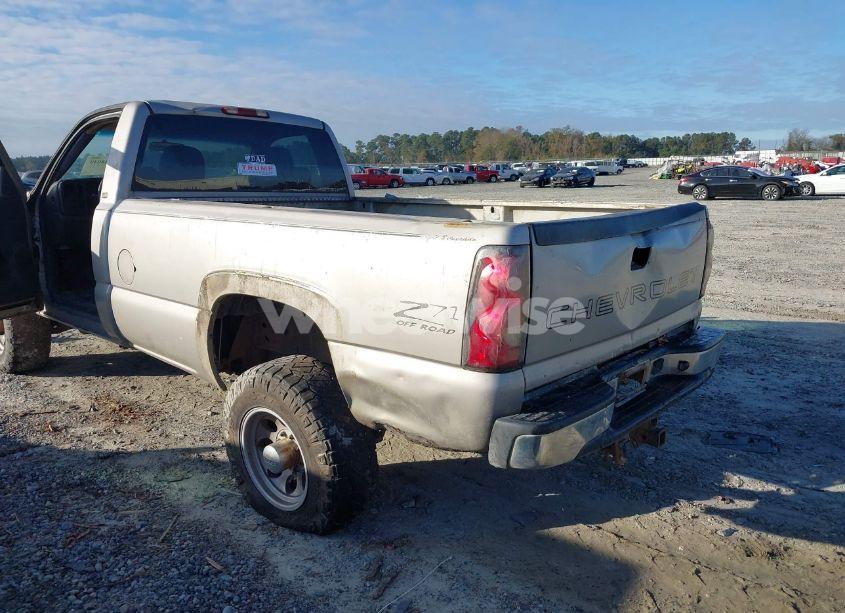Photo 6 of 2004 Chevrolet Silverado 2500HD (VIN 1GCHK24U94E196793)