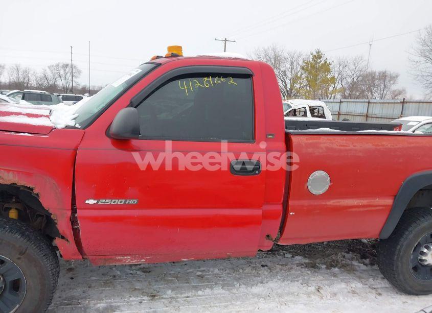 Photo 14 of 2005 Chevrolet Silverado 2500HD WORK TRUCK (VIN 1GCHK24U95E257271)