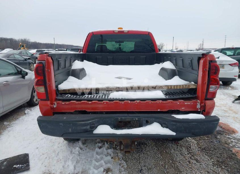 Photo 16 of 2005 Chevrolet Silverado 2500HD WORK TRUCK (VIN 1GCHK24U95E257271)