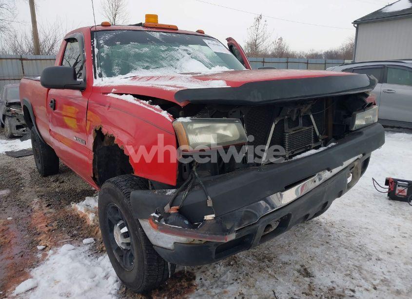 Photo 6 of 2005 Chevrolet Silverado 2500HD WORK TRUCK (VIN 1GCHK24U95E257271)