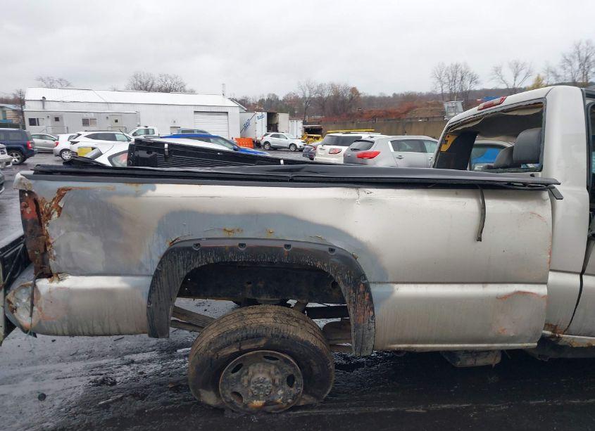Photo 8 of 2006 Chevrolet Silverado 2500HD WORK TRUCK (VIN 1GCHK24U96E225101)