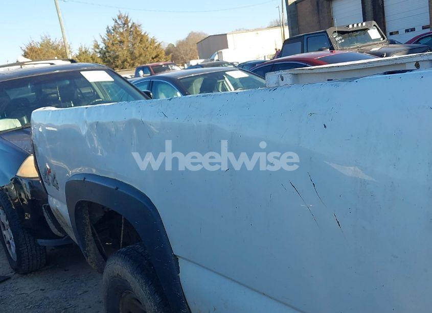 Photo 18 of 2006 Chevrolet Silverado 2500HD WORK TRUCK (VIN 1GCHK24UX6E155866)