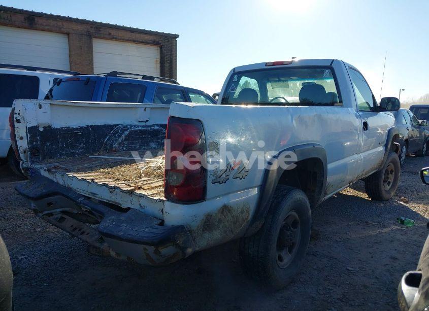 Photo 4 of 2006 Chevrolet Silverado 2500HD WORK TRUCK (VIN 1GCHK24UX6E155866)