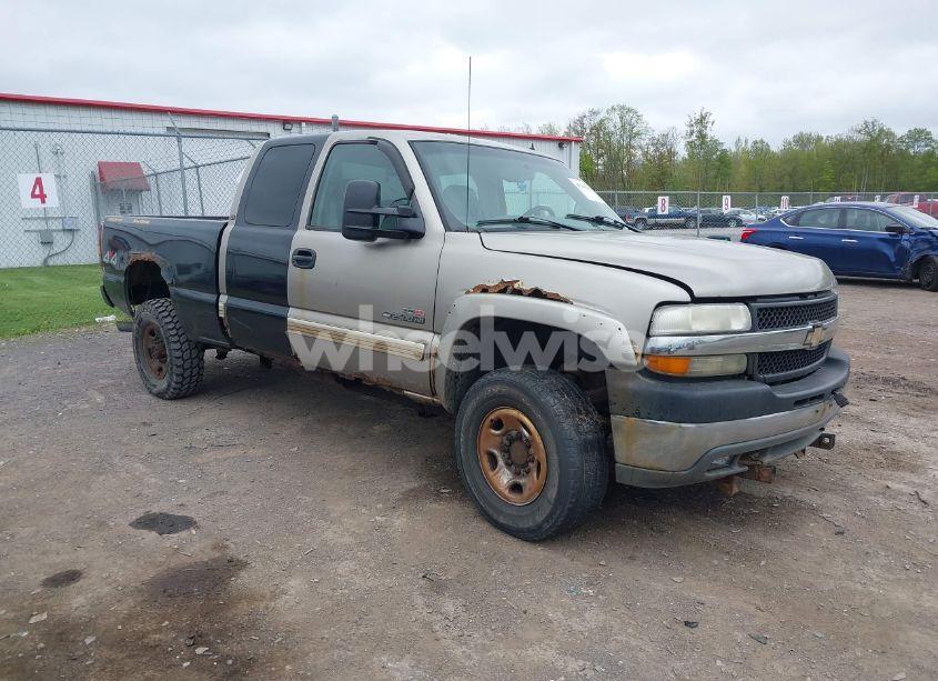2001 Chevrolet Silverado 2500HD LT (VIN 1GCHK29101E294069) main photo