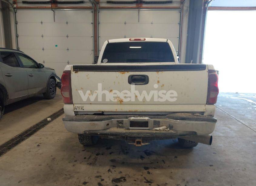 Photo 16 of 2003 Chevrolet Silverado 2500HD (VIN 1GCHK29123E159209)