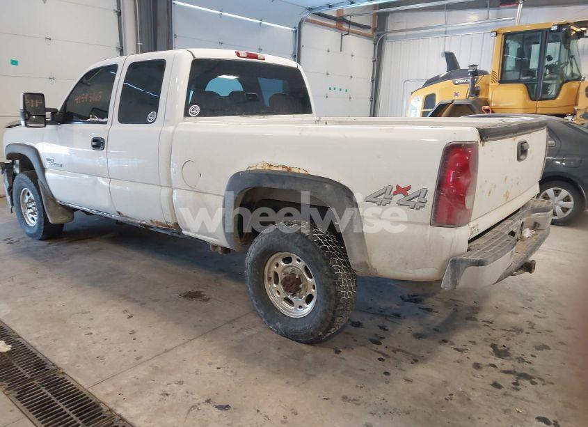Photo 3 of 2003 Chevrolet Silverado 2500HD (VIN 1GCHK29123E159209)