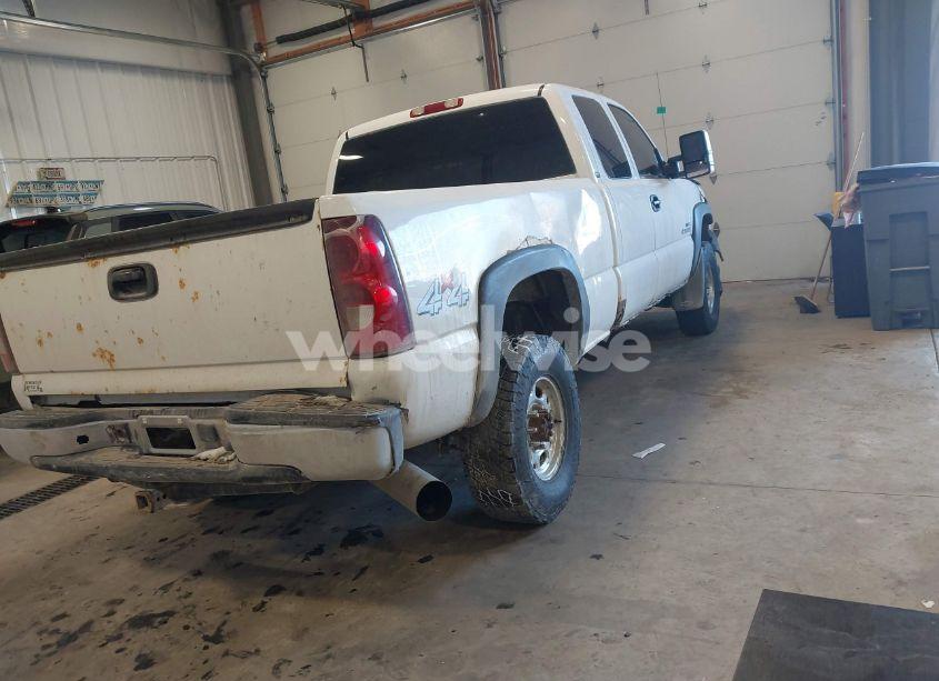 Photo 4 of 2003 Chevrolet Silverado 2500HD (VIN 1GCHK29123E159209)