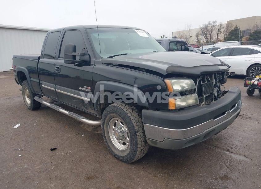 2003 Chevrolet Silverado 2500HD LS (VIN 1GCHK29123E277518) main photo