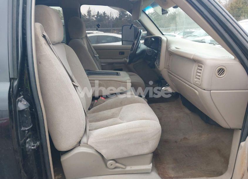 Photo 5 of 2003 Chevrolet Silverado 2500HD LS (VIN 1GCHK29123E277518)