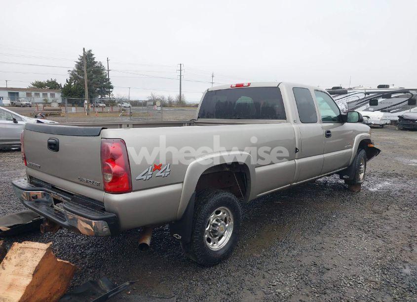 Photo 4 of 2003 Chevrolet Silverado 2500HD LS (VIN 1GCHK29123E292682)