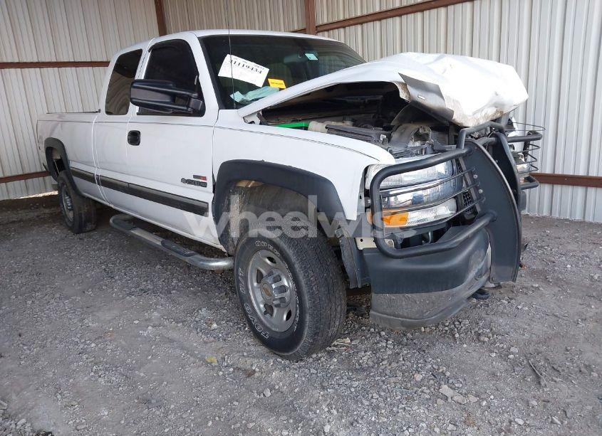 2001 Chevrolet Silverado 2500HD LS (VIN 1GCHK29141E332600) main photo