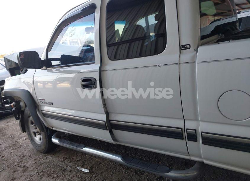 Photo 14 of 2001 Chevrolet Silverado 2500HD LS (VIN 1GCHK29141E332600)