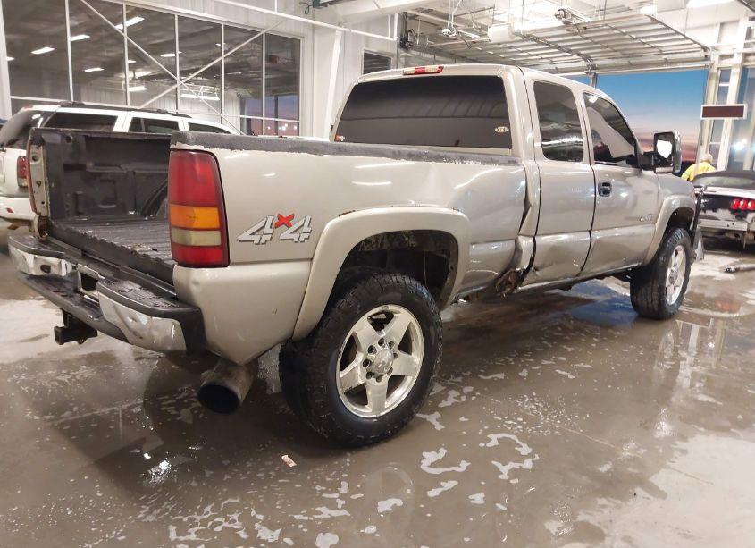 Photo 4 of 2002 Chevrolet Silverado 2500HD LS (VIN 1GCHK29152E200009)