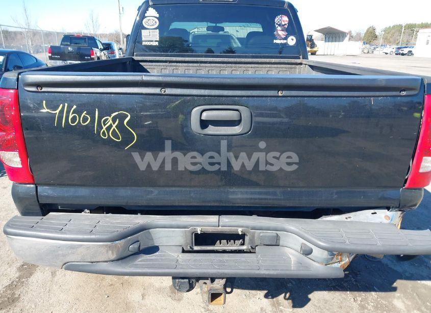 Photo 16 of 2003 Chevrolet Silverado 2500HD LS (VIN 1GCHK29163E296878)